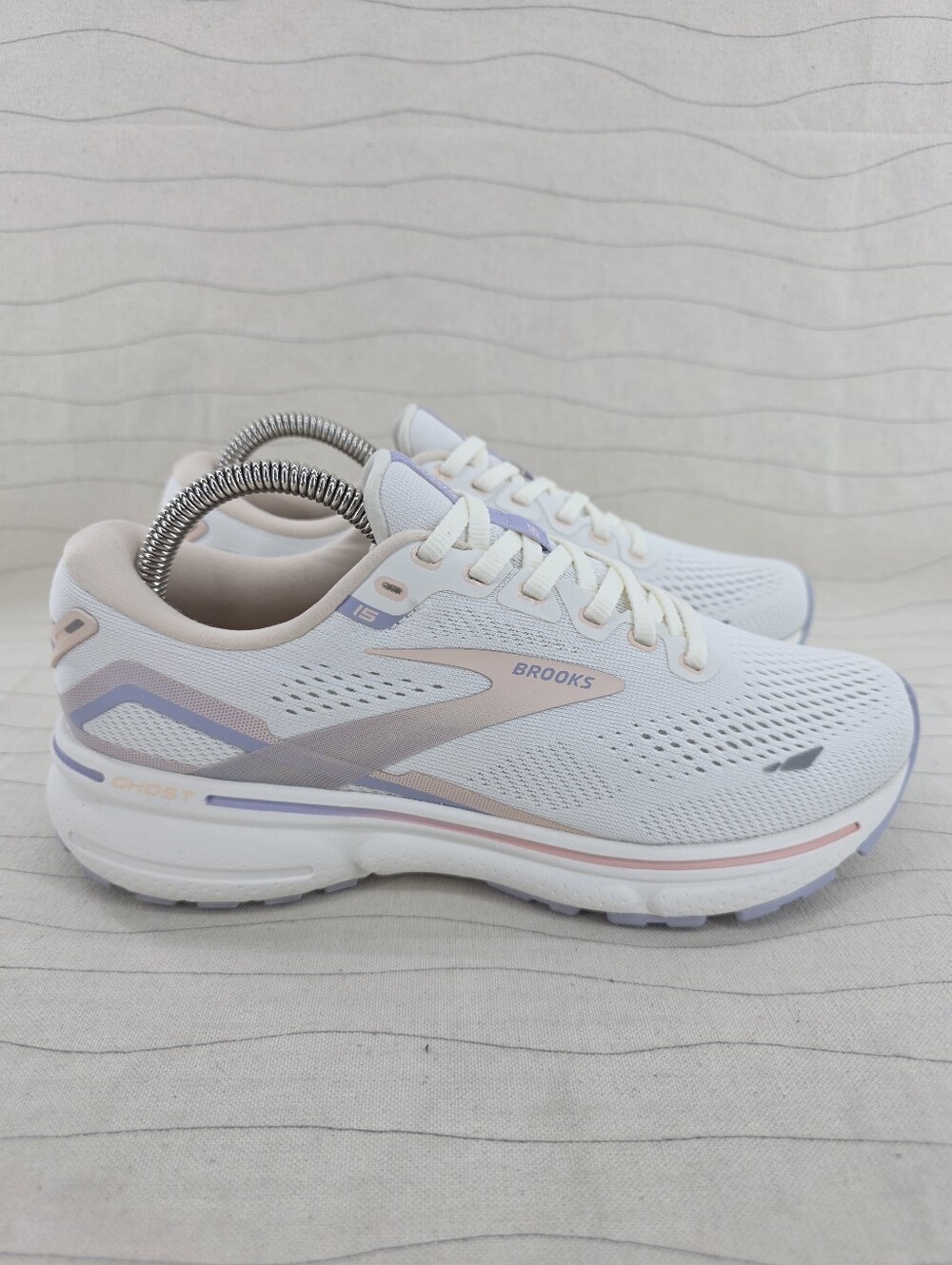 Brooks Womens Ghost 15 Cream Athletic Running Walking Shoes Sneakers Size 7.5B